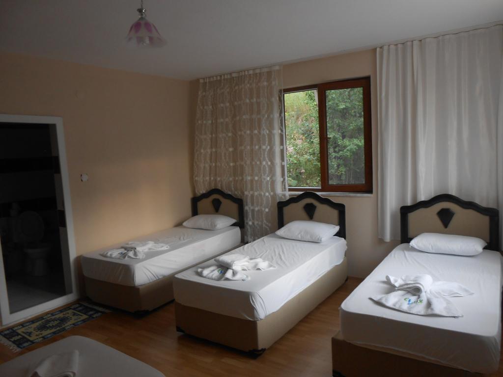 Taurus Guest House Cukurbag  객실 사진