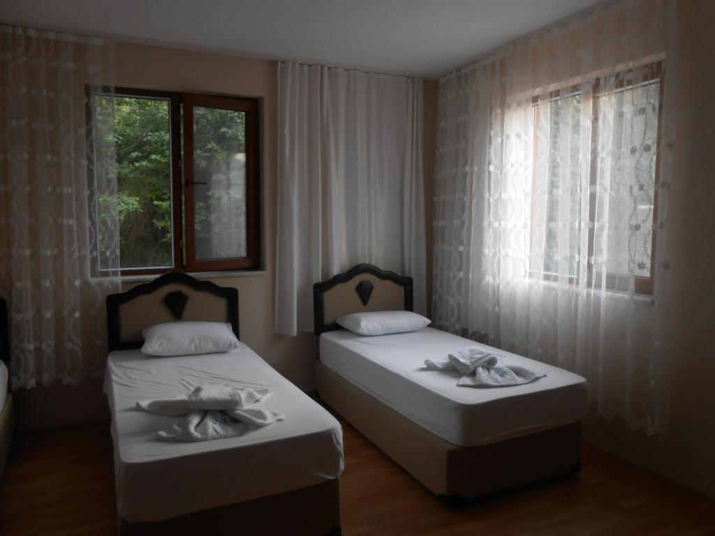 Taurus Guest House Cukurbag  객실 사진
